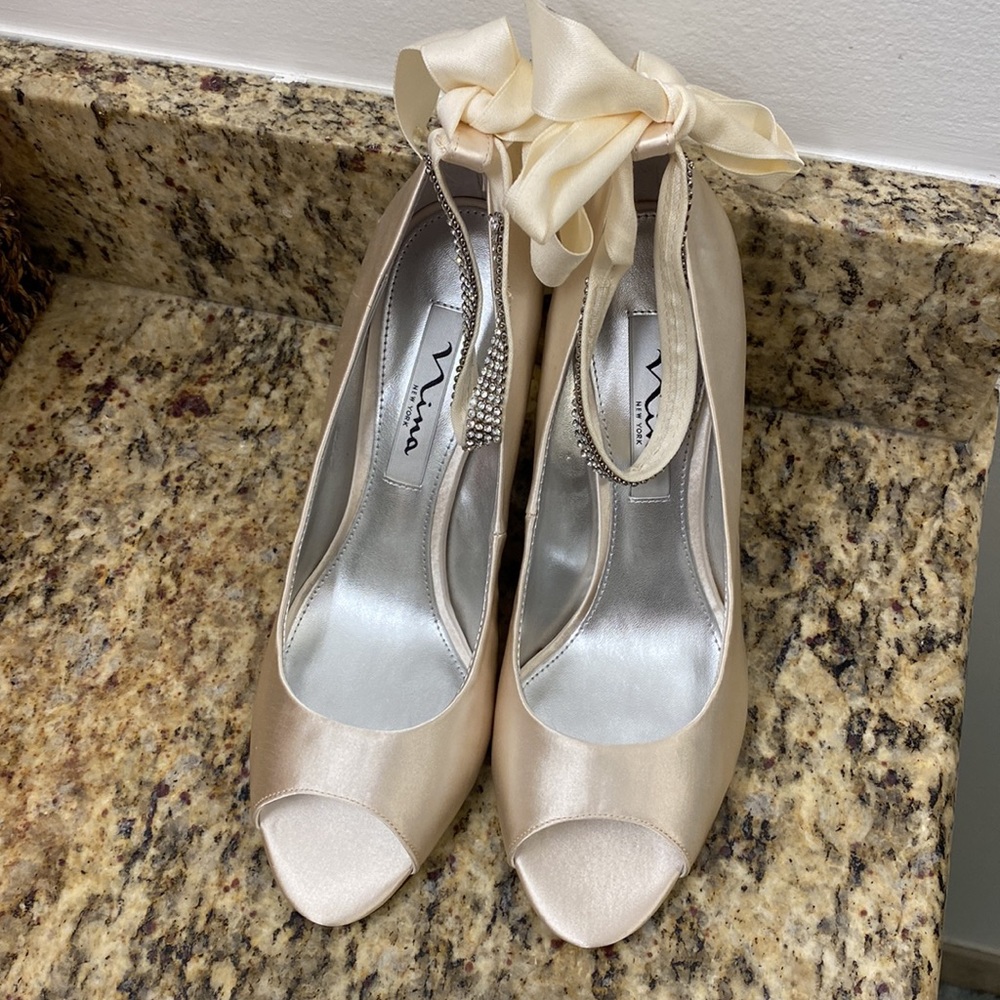 Nina wedge shoes size 7.5 , brand new - Picture 2 of 8